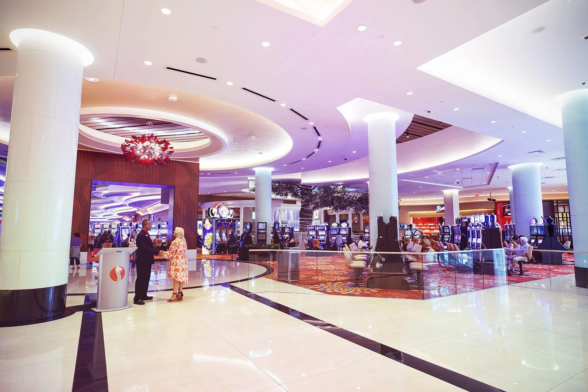 Scarlet Pearl Casino Resort D'Iberville Exteriör bild